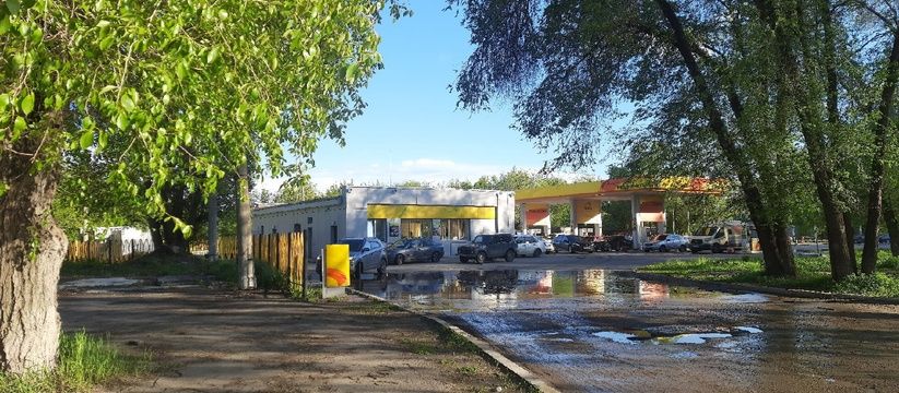 Почему ушлые водители не заправляют авто на 1000 рублей - дело в одной-единственной хитрости