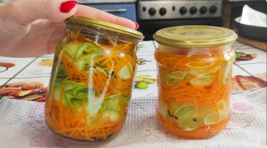 Грех не попробовать: Хрустящие кабачковые рулетики на зиму