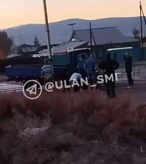 Водителя зажало в кабине машины в Иволгинске
