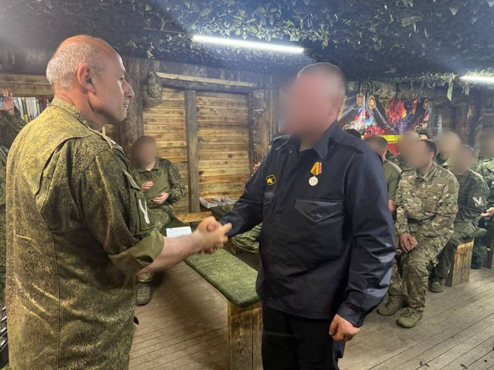 Глава Бурятии поздравил 37-ю бригаду с получением ордена Кутузова
