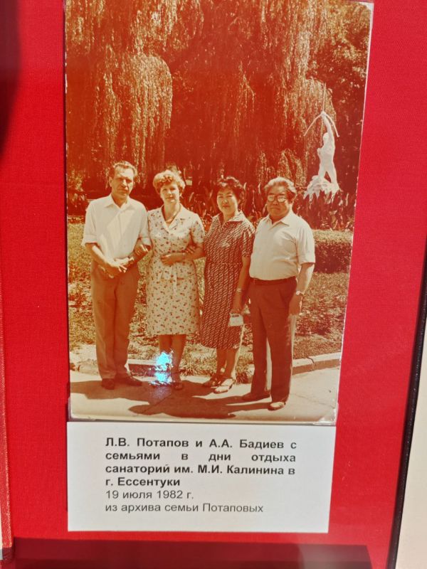Общественность отмечает сегодня 90-летие первого президента Бурятии