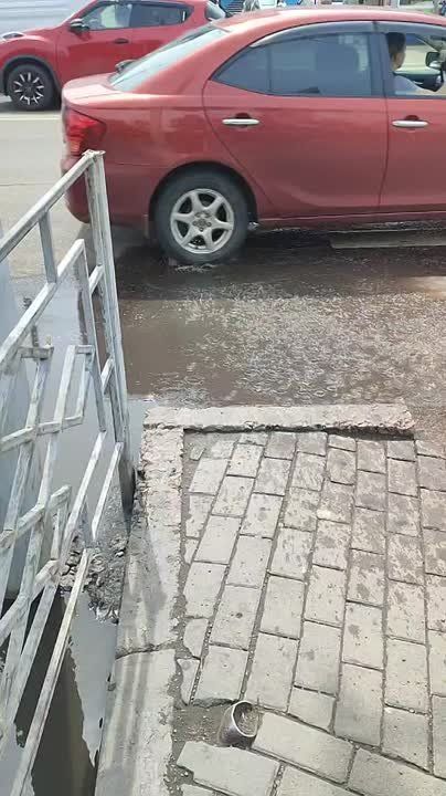 #.        !  