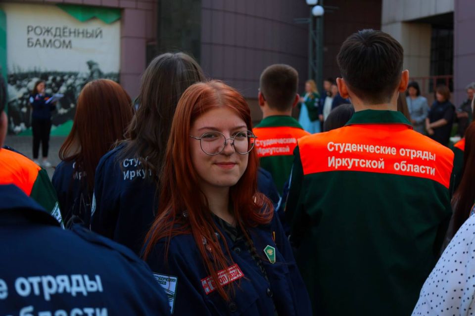 Сегодня Иркутский государственный университет путей сообщения отмечает свое с 50-летие!