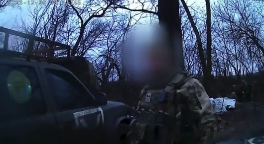 Чингис Дамбиев: Переданный благодаря нашим подписчикам танкистам из Бурятии пикап Toyota Hilux работает на передовой