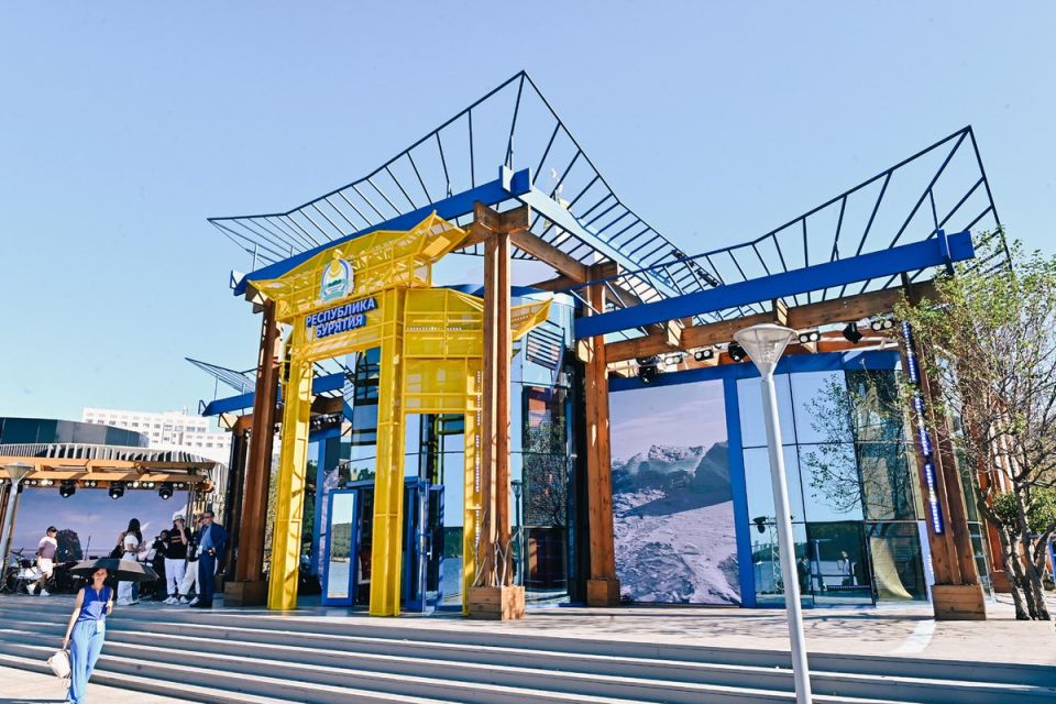  10   :       