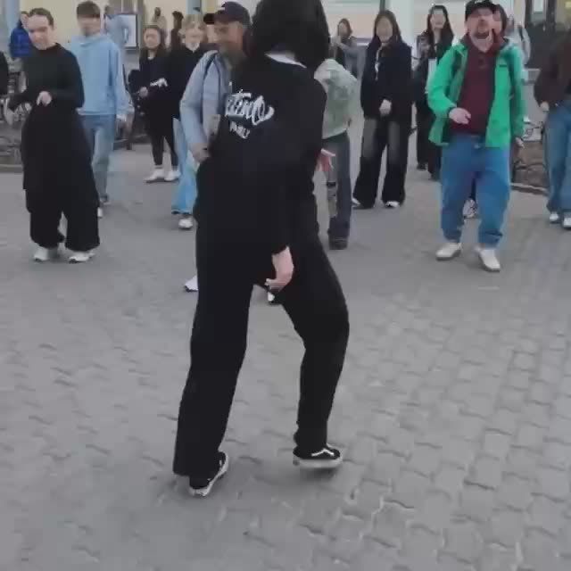    .   19:00     -  , ,     ,     -