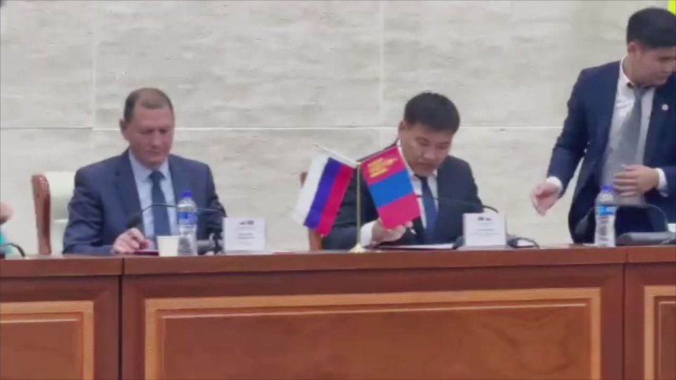 Игорь Шутенков: Подписали меморандум с городом Эрдэнэт