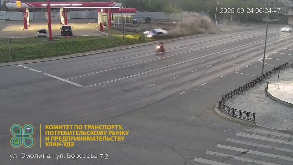 На ул. Борсоева (БРК) произошло ДТП с участием легкового автомобиля (наезд на столб)