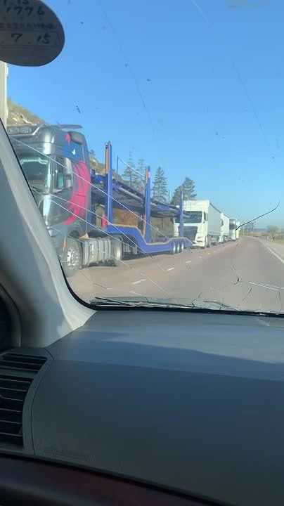 #АТВпишут пробка на посту в Сотниково