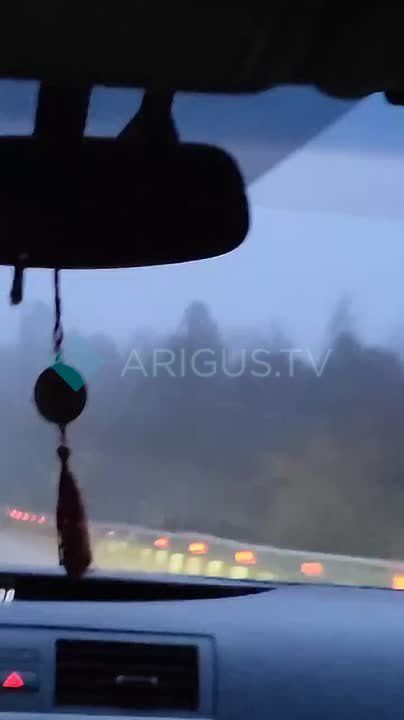 На перевале Пыхта — туман и снег