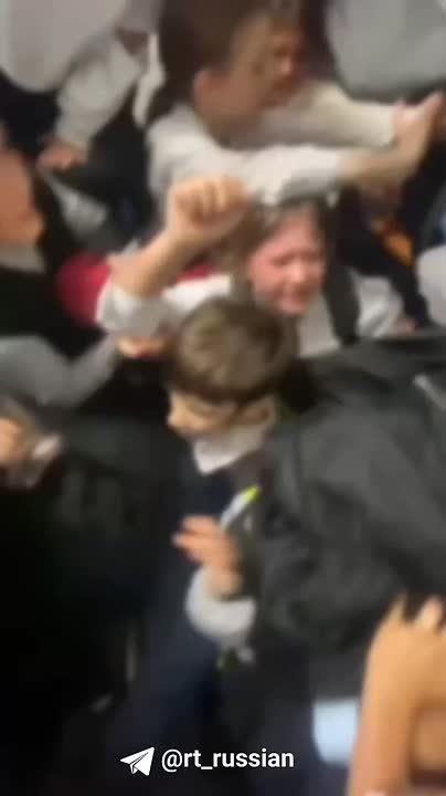 Давка в школе Иркутска. Пострадали дети