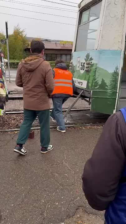 #АТВпишут На Ботанической суета