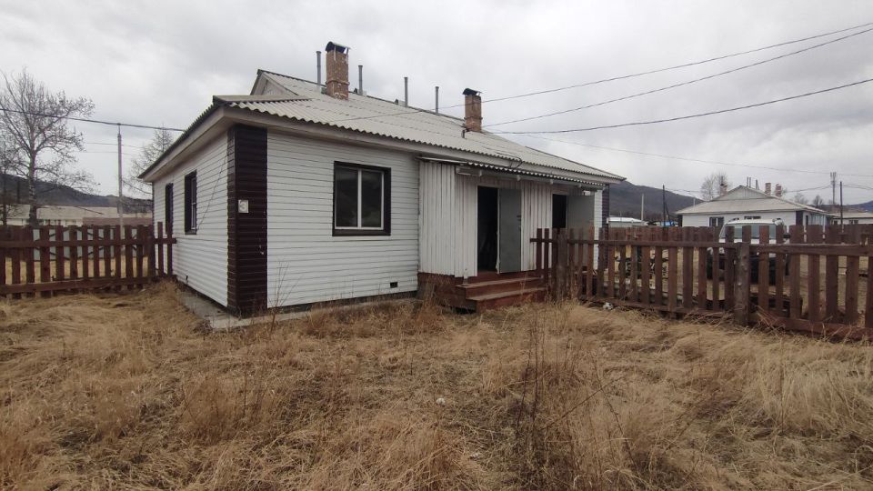 Очередные «сиротские домики» построили с нарушениями