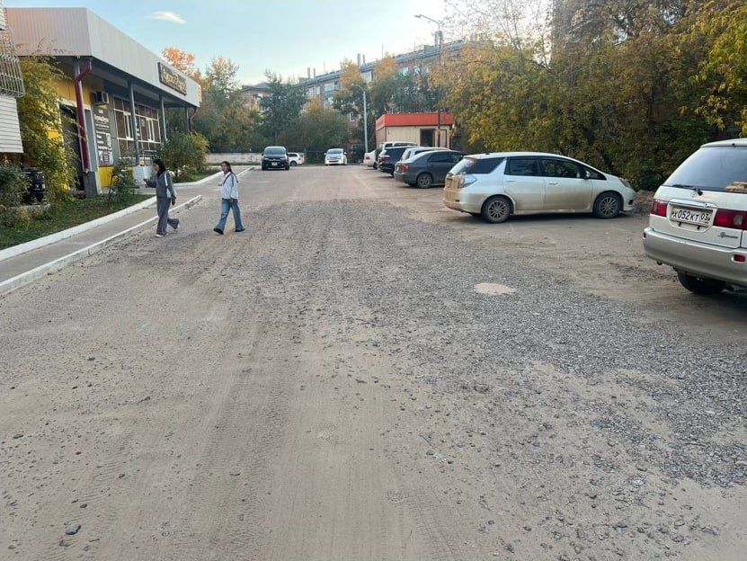 В Улан-Удэ восстанавливают дороги после ремонта теплосетей