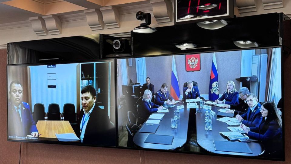 Начальник Восточно-Сибирского ЛУ МВД России на транспорте Денис Моисеев принял участие личном приеме представителей бизнес-сообщества Республики Бурятия