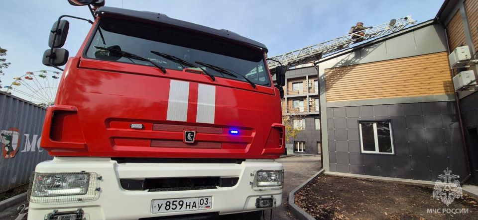 В Бурятии за сутки:. Зарегистрировано 8 пожаров, из них в 7 случаях горел мусор и сухая растительность