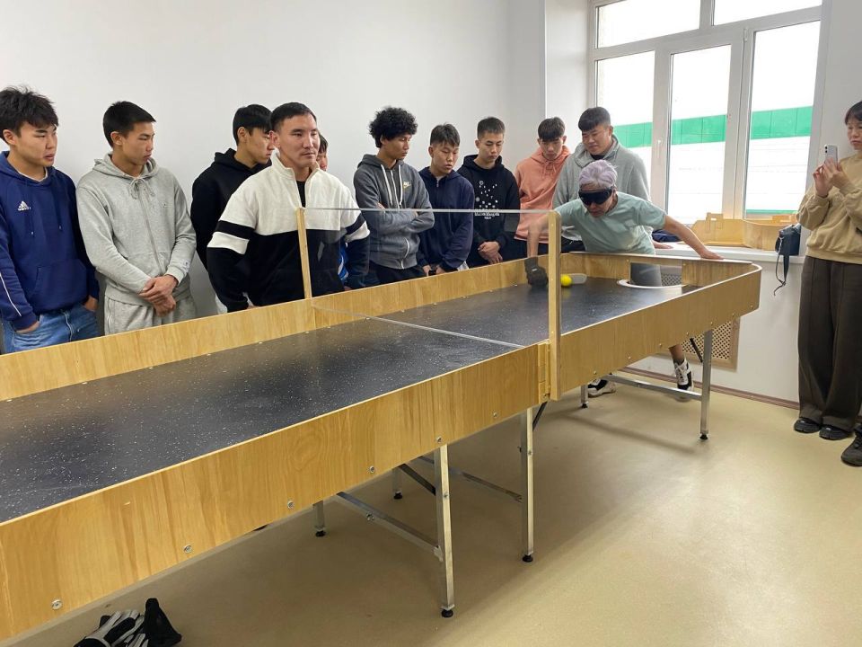 В Улан-Удэ настольный теннис доступен для людей с нарушением зрения