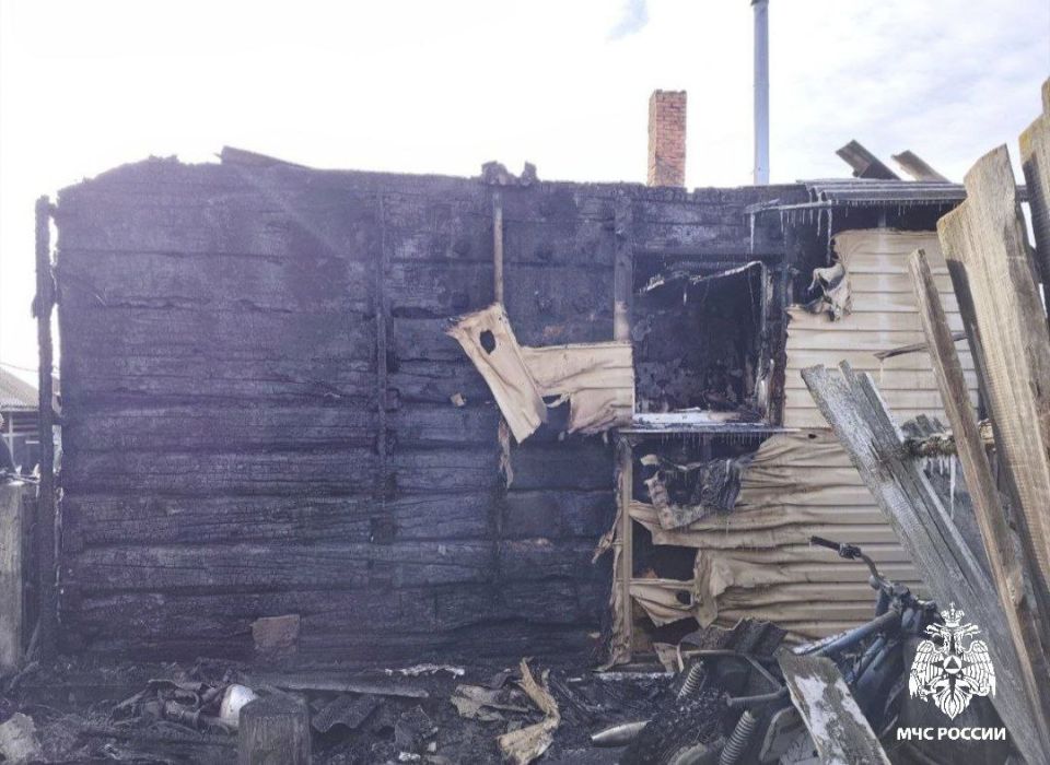 В Бурятии за сутки:. Пожарно-спасательные подразделения реагировали на 6 возгораний