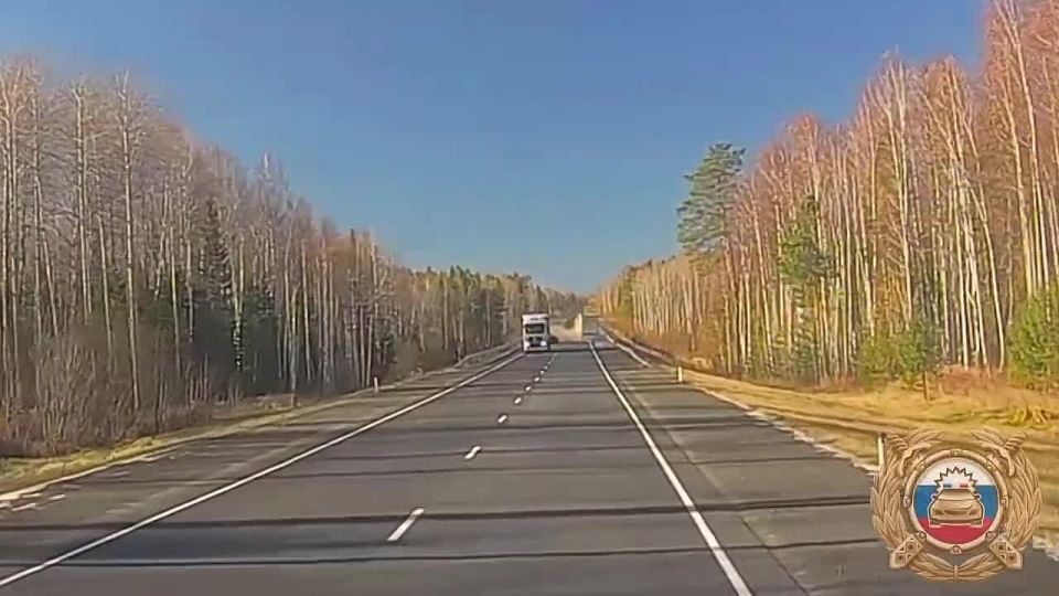 Внедорожник разорвало на две части…