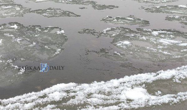 Все паромные переправы закрыли в Бурятии