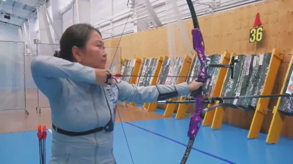 Лук, любовь и семья. Анна и Булат Барадиевы не просто тренеры по стрельбе из лука — это пара, чья любовь к спорту стала семейной философией