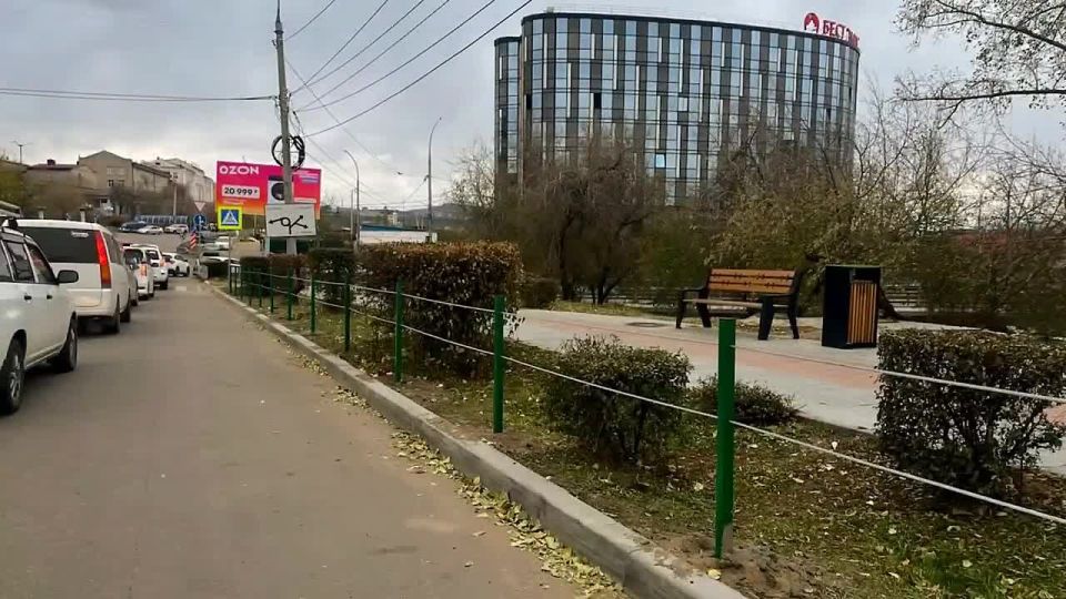 На проспекте Победы в Улан-Удэ появилось тросовое ограждение