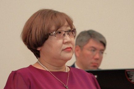 Глава Бурятии наделил Альбину Кириллову полномочиями сенатора РФ