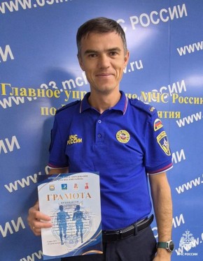 На службе и в спорте - только вперёд!