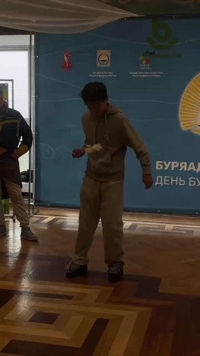 Команда Буряад ТВ представила национальную игру "Тэбэг" на Дне бурятского языка