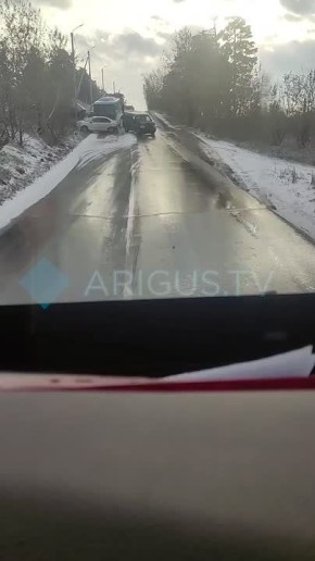 Автобус с пассажирами попал в массовое ДТП в Улан-Удэ