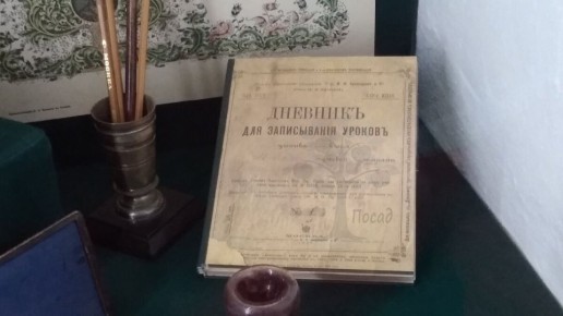 Как электронные дневники меняют школьную жизнь: плюсы и минусы