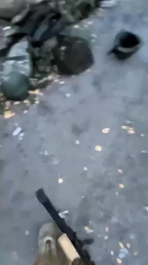  :   -    