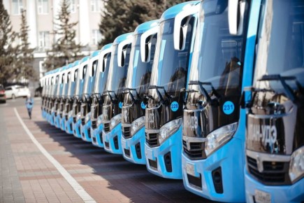 Глава Бурятии поздравляет жителей республики с Днем автомобилиста