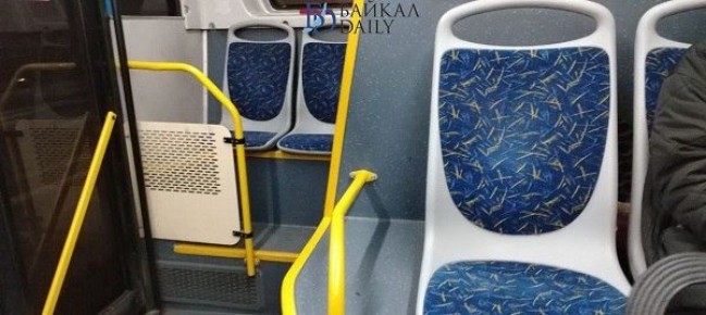 Неизвестный внаглую домогался улан-удэнки в маршрутке