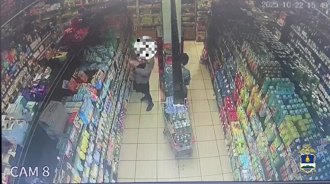 В Железнодорожном районе участковыми уполномоченными полиции установлена подозреваемая в краже виски и продуктов питания