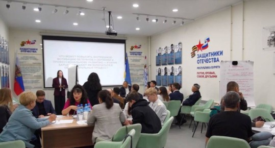 В Бурятии проходит ярмарка «Люблю свою Республику», посвященная Году защитников Отечества