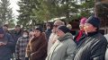 В поселке Аршан Глава Бурятии Алексей Цыденов пообщался с владельцами торговых точек рынка сувенирной продукции
