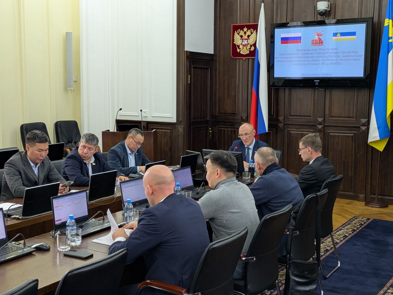 Депутаты Комитета по государственному устройству сегодня собрались на свое очередное заседание