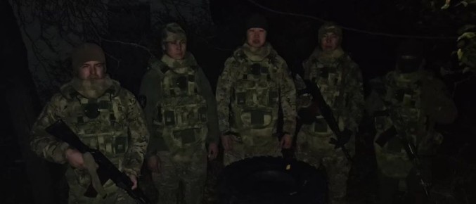 Чингис Дамбиев: Благодарность нашим друзьям и подписчикам от танкистов 5 отдельной гвардейской танковой бригады группировки "Восток" ВС РФ из Бурятии за переданные 5 комплектов бронезащиты и грязевую резину на автотранспорт