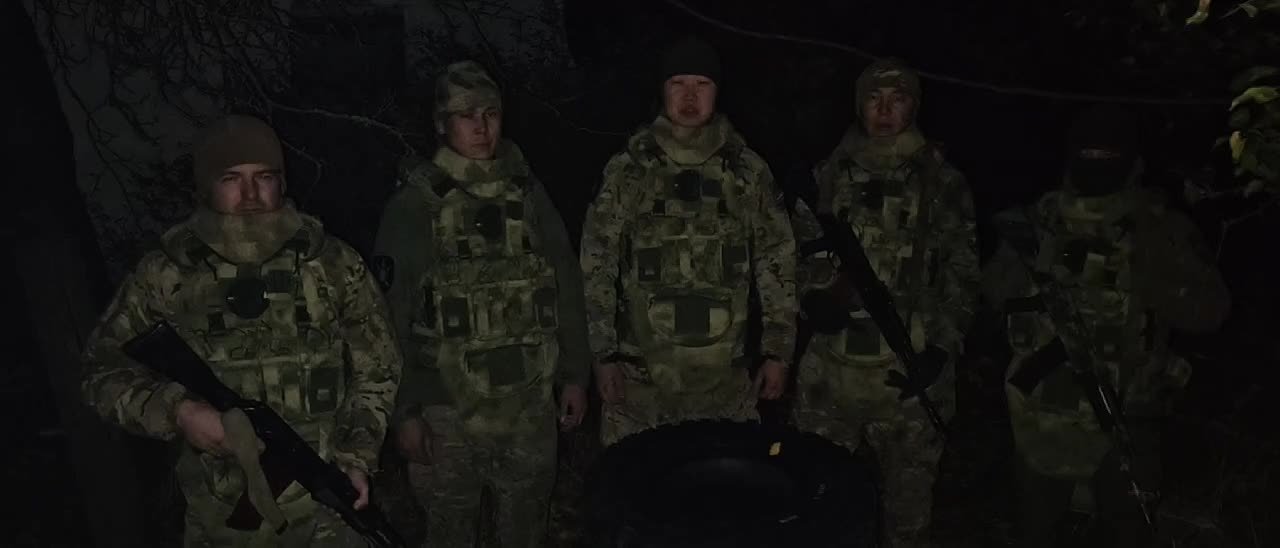 Чингис Дамбиев: Благодарность нашим друзьям и подписчикам от танкистов 5 отдельной гвардейской танковой бригады группировки "Восток" ВС РФ из Бурятии за переданные 5 комплектов бронезащиты и грязевую резину на автотранспорт