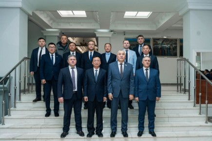 Открытие авиарейса Эрлянь-Улан-Удэ обсудили в мэрии