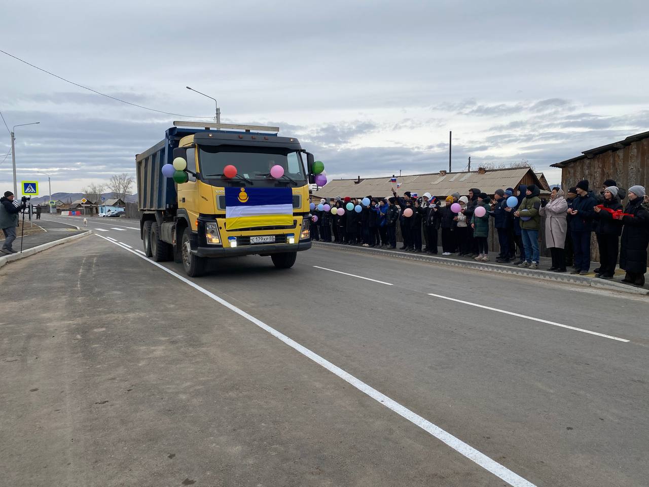 В Мухоршибирском районе Бурятии заасфальтировали участок дороги от Балты до Цолги