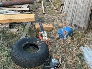 В Бурятии мужчина погиб от бензопилы