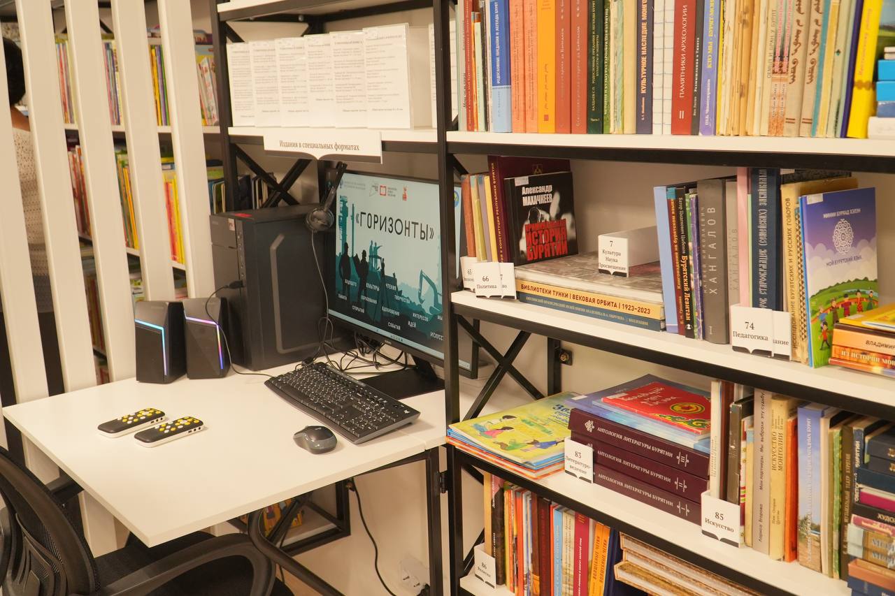 Скрипучие и неудобные стулья, строгая женщина в очках — этот образ библиотек уходит в прошлое Скрипучие и неудобные стулья, строгая женщина в очках — этот образ библиотек уходит в прошлое