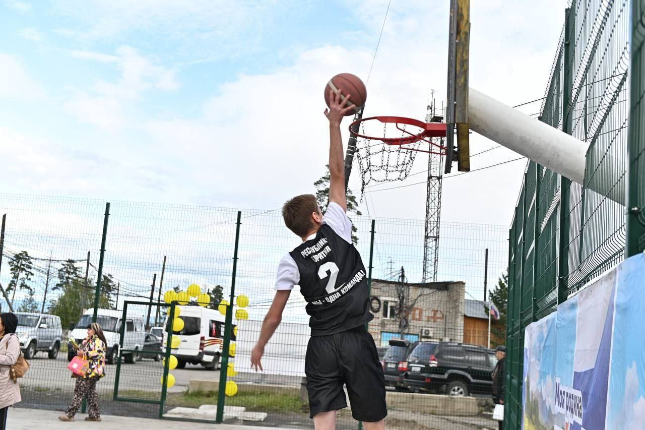 Глава Бурятии поздравил тренеров с профессиональным праздником!