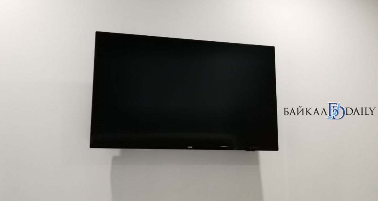 В Улан-Удэ мужчина зашёл в подъезд погреться и обворовал квартиру