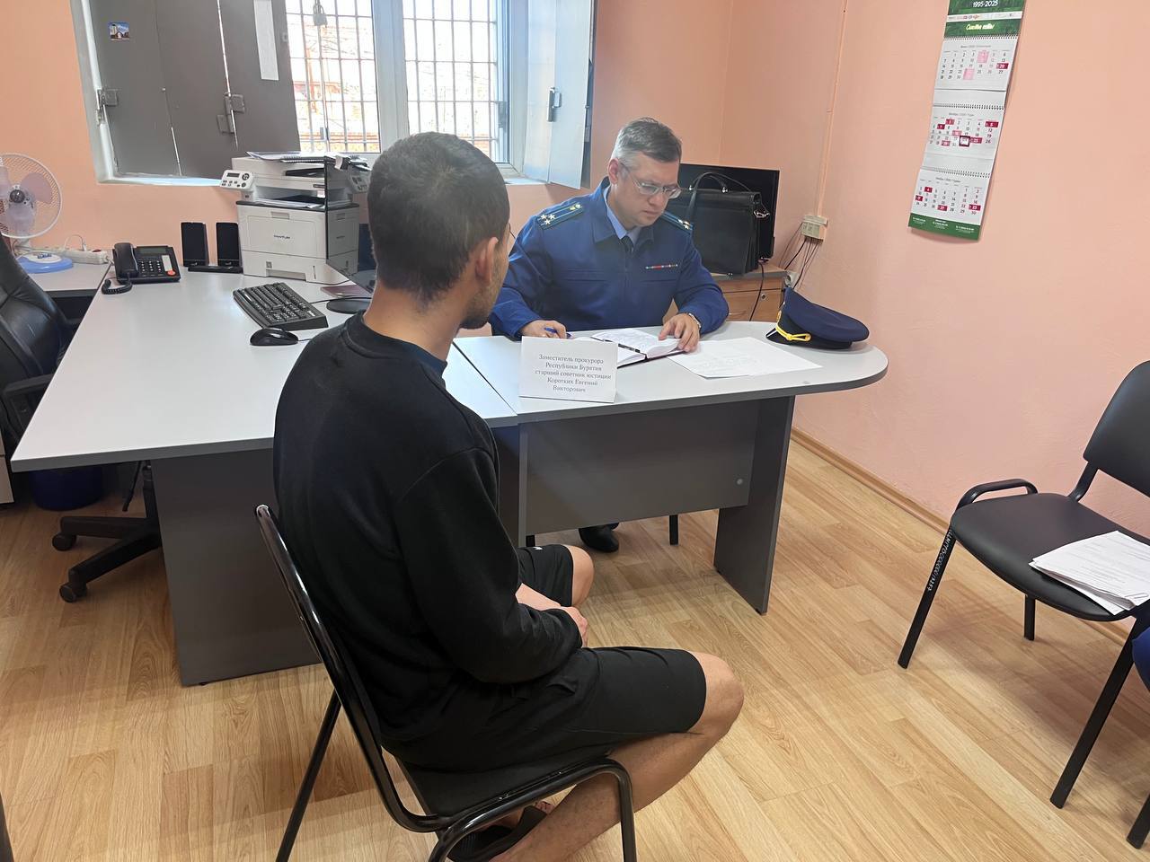 Заместитель прокурора Республики Бурятия проверил изолятор временного содержания Заместитель прокурора Республики Бурятия проверил изолятор временного содержания