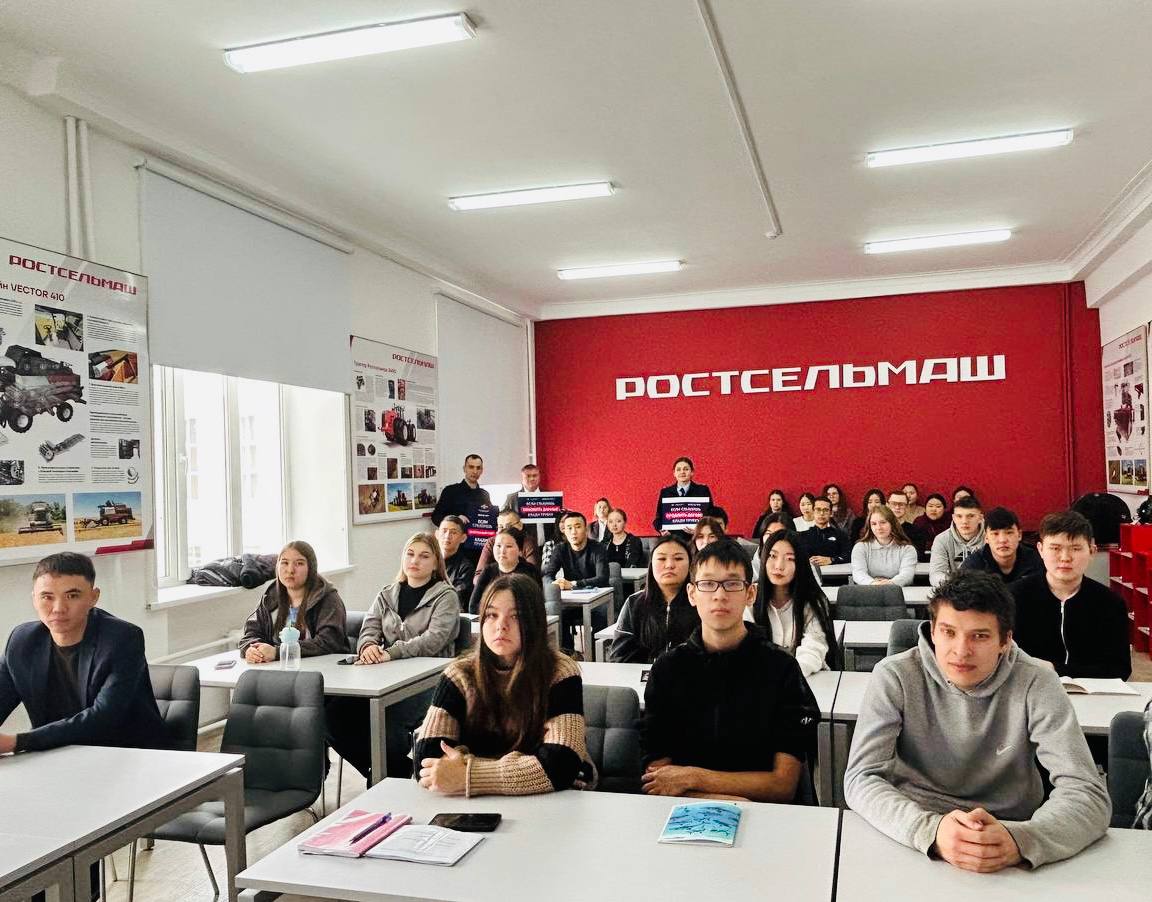 Сотрудники Улан-Удэнского ЛО МВД России на транспорте совместно с членами Общественного совета при линейном отделе провели профилактическую встречу с преподавателями и студентами Бурятской государственной... Сотрудники Улан-Удэнского ЛО МВД России на транспорте совместно с членами Общественного совета при линейном отделе провели профилактическую встречу с преподавателями и студентами Бурятской государственной...