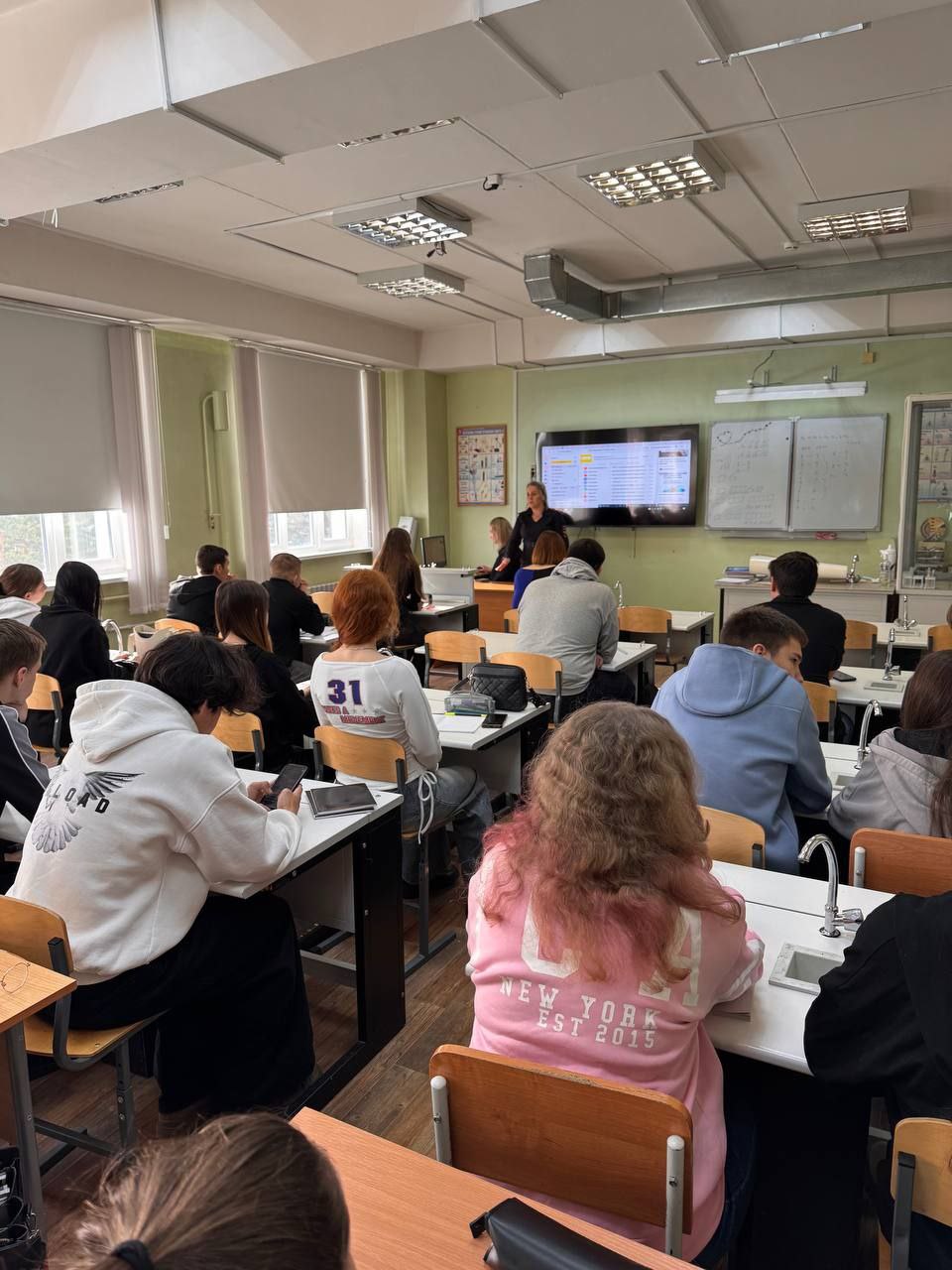 Сотрудники Северобайкальского ЛО МВД России на транспорте встретились со студентами Бурятского республиканского многопрофильного техникума инновационных технологий в г. Северобайкальске