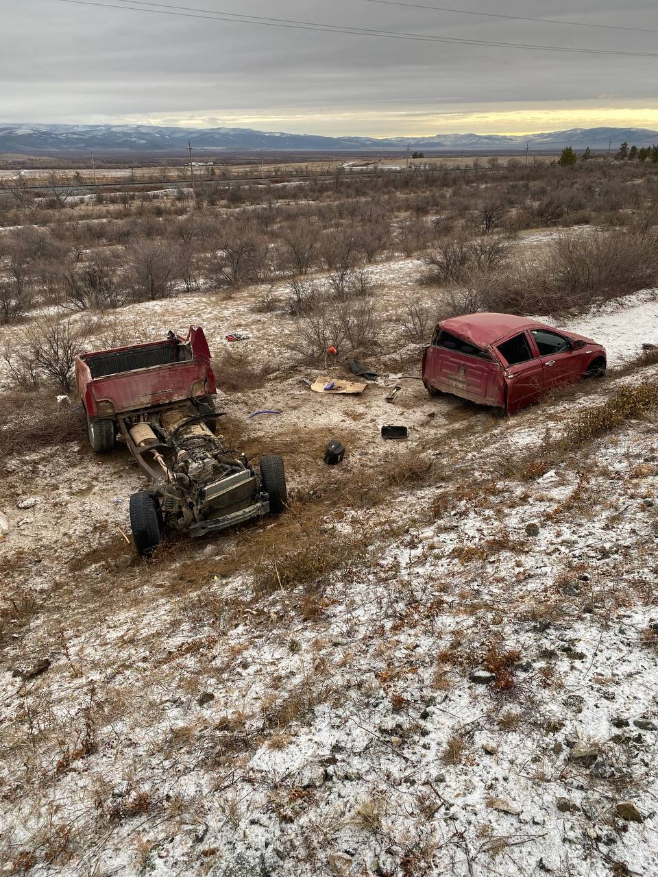 Пикап развалился на трассе в Бурятии
